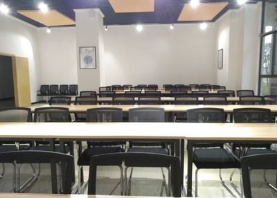 廣安電商服務(wù)中心開放免費入駐，12類崗位虛位以待，共創(chuàng)數(shù)字經(jīng)濟新篇章